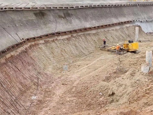 拜泉基坑边坡加固